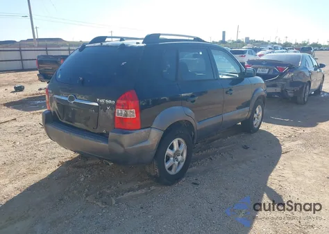 2005 Hyundai Tucson Gls/Lx из США, поврежденный, VIN KM8JN72D75U077832